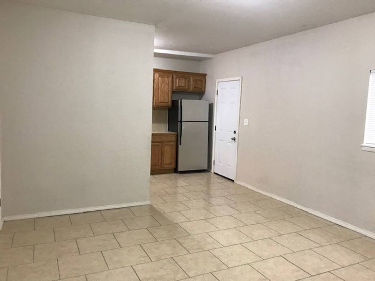Apartment for rent at 506 E 12th, Ada, OK 74820