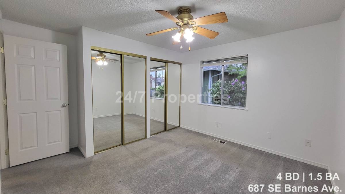 House for rent at 687 SE Barnes Ave, Gresham, OR 97080