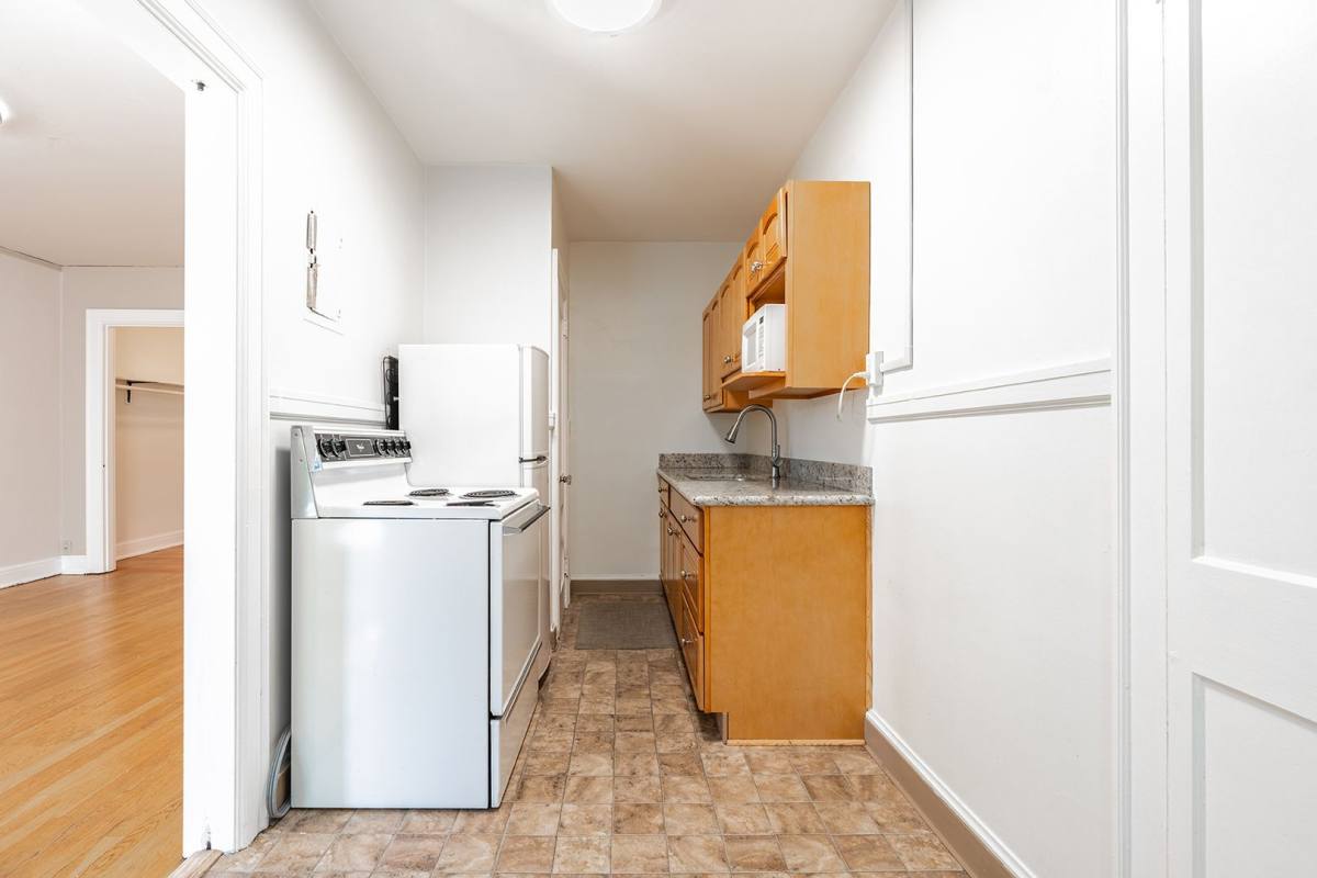 Apartment for rent at 5003 15th Ave NE, Seattle, WA 98105