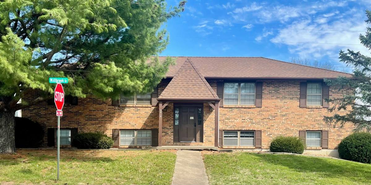Apartment for rent at 4515 W Millbrook Dr, Columbia, MO 65203