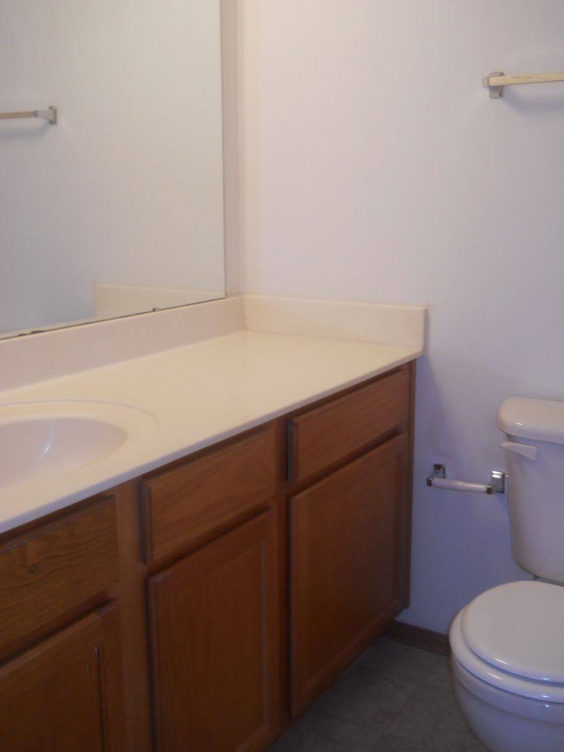 Apartment for rent at 256 E Erie, Springfield, MO 65807