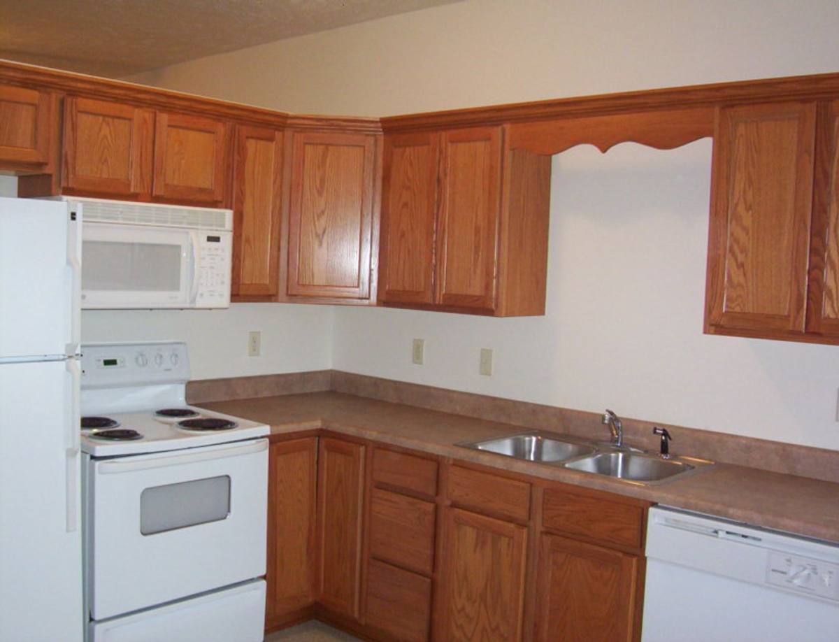 Apartment for rent at 256 E Erie, Springfield, MO 65807