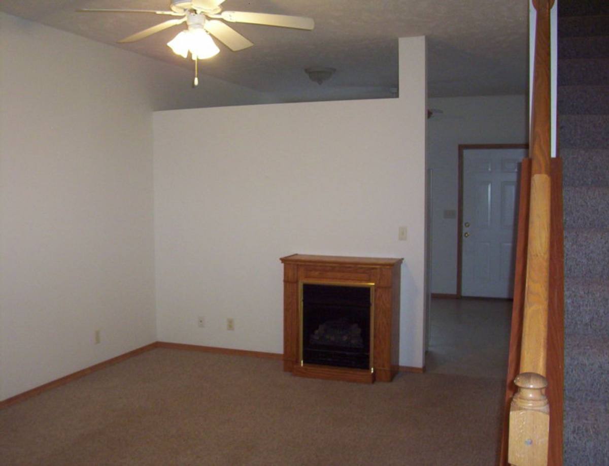 Apartment for rent at 256 E Erie, Springfield, MO 65807