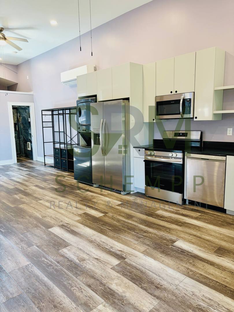 Apartment for rent at 2722 Portland Ave, Louisville, KY 40212