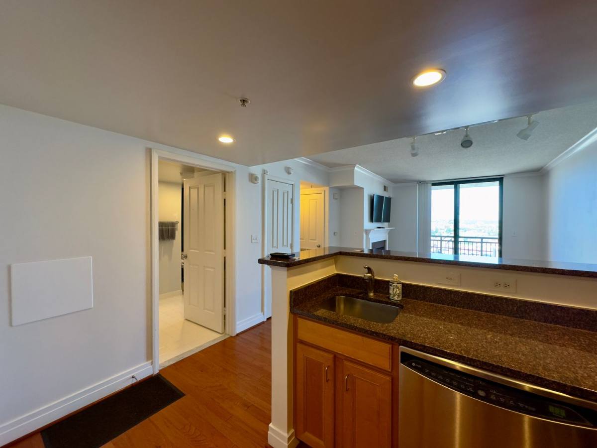 Apartment for rent at 414 Water St, Baltimore, MD 21202