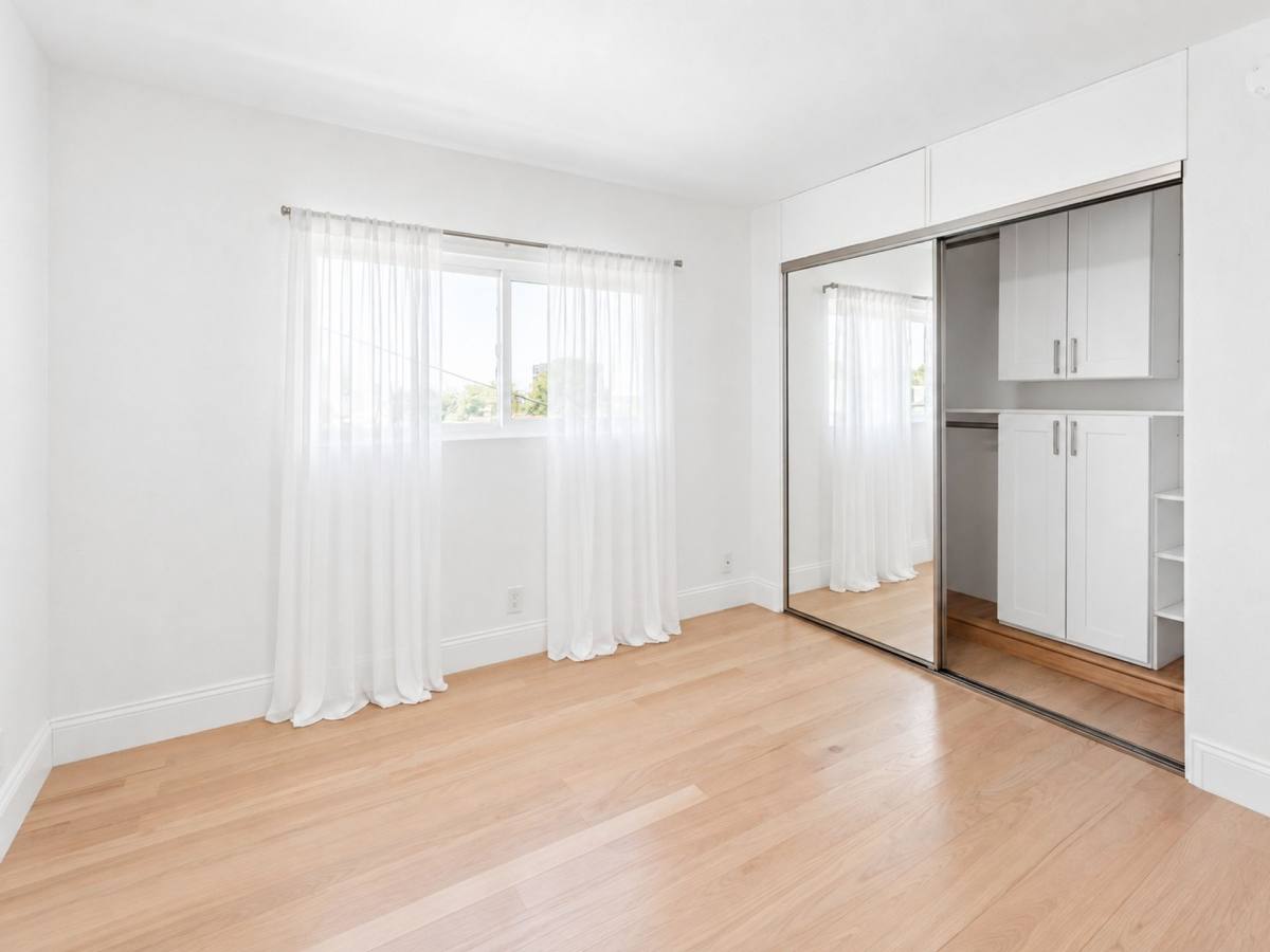 Apartment for rent at 604 E Orange Grove Ave, Burbank, CA 91501