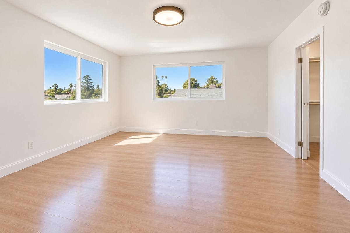Apartment for rent at 604 E Orange Grove Ave, Burbank, CA 91501