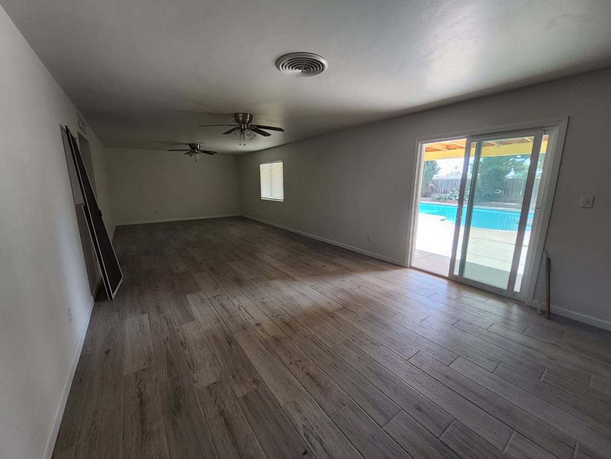 Apartment for rent at 2801 El Berrendo Ave, Bakersfield, CA 93304