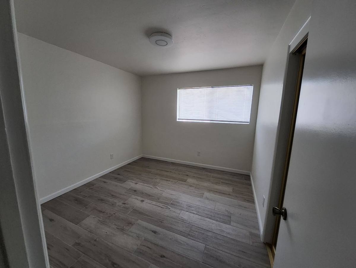 Apartment for rent at 2801 El Berrendo Ave, Bakersfield, CA 93304
