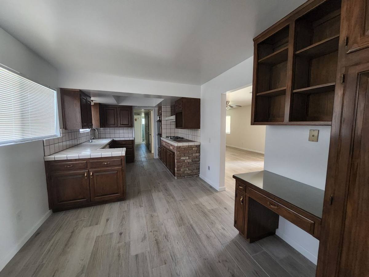 Apartment for rent at 2801 El Berrendo Ave, Bakersfield, CA 93304