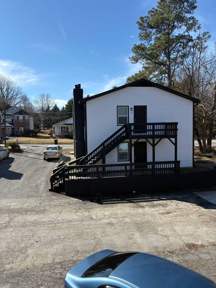 Apartment for rent at 508 & 510 Uwharrie St, Asheboro, NC 27203
