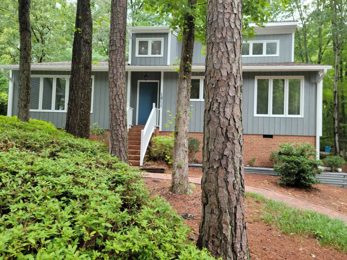 House for rent at 1811 Irish Blvd, Sanford, NC 27332