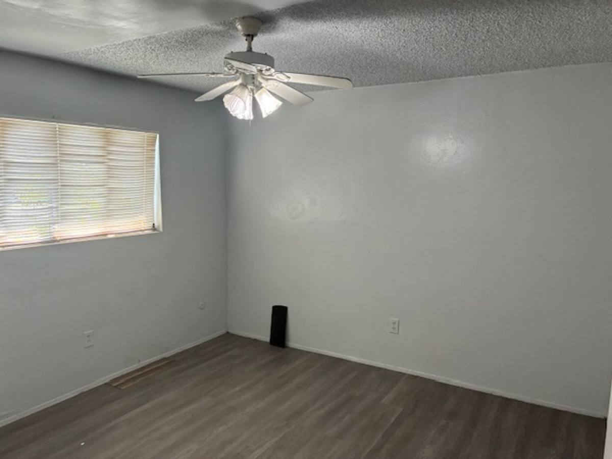 Apartment for rent at 3143 S H St, Bakersfield, CA 93304
