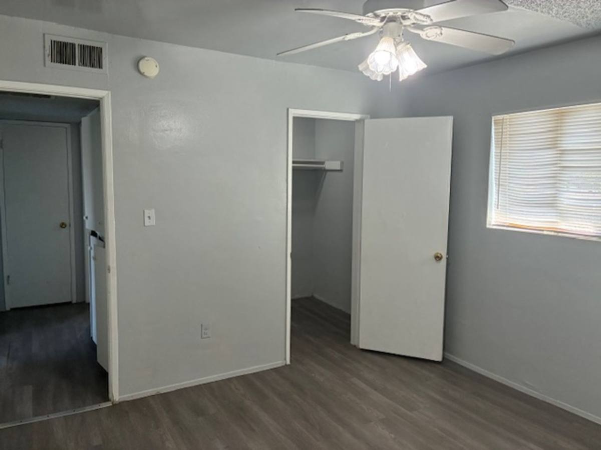 Apartment for rent at 3143 S H St, Bakersfield, CA 93304