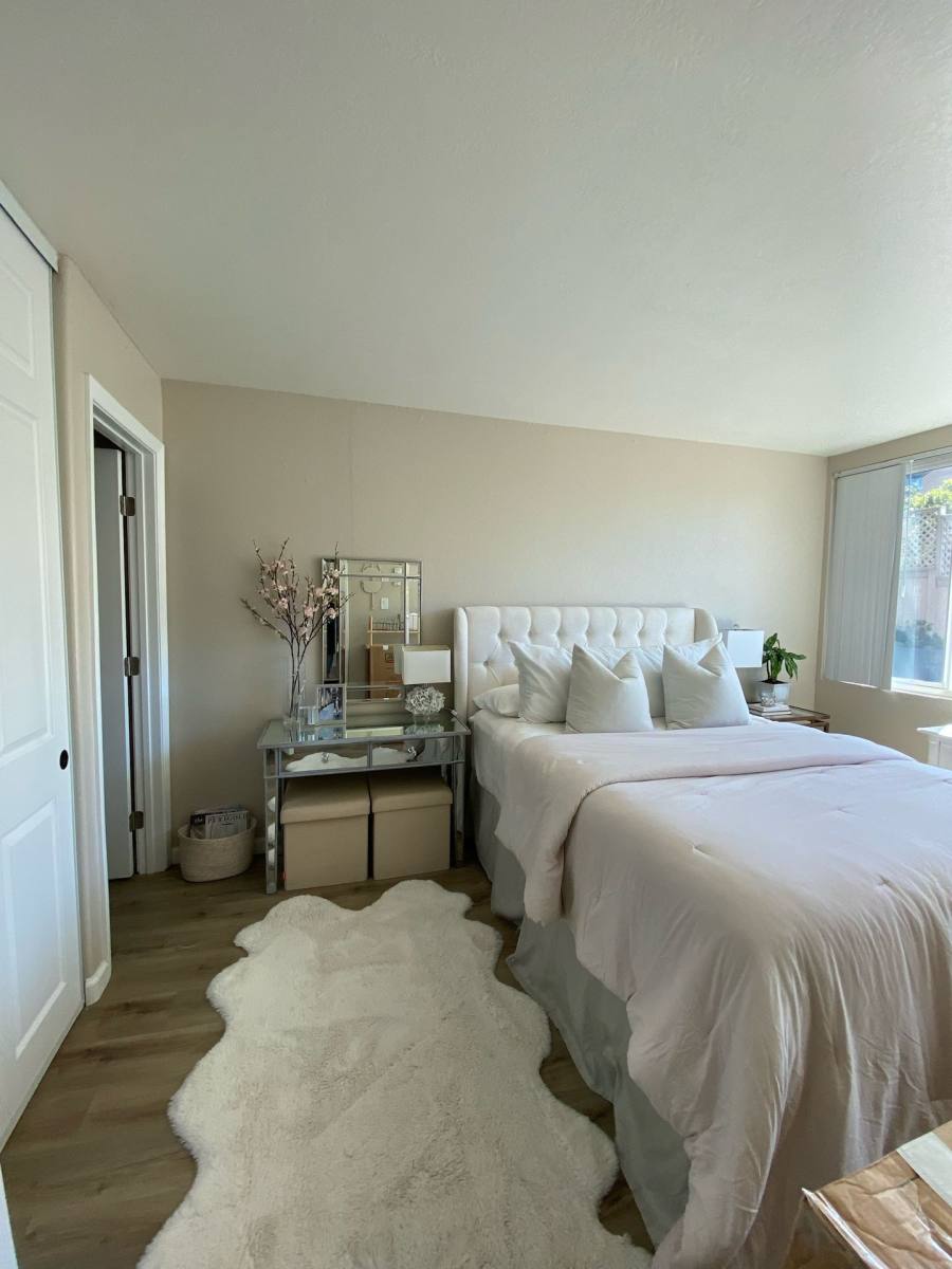 Apartment for rent at 201 Fourth St, Del Mar, CA 92014