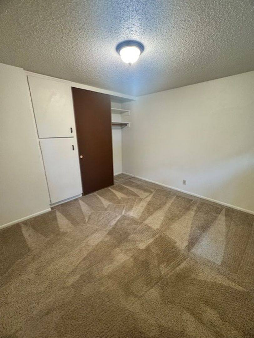 Apartment for rent at 804 NE 2nd St, Corvallis, OR 97330