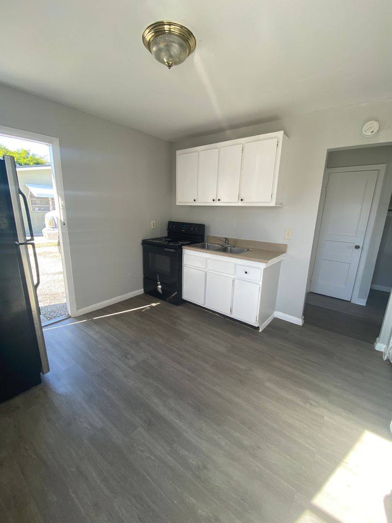 Apartment for rent at 912 - 920 11th Ave N, Lake Worth Beach, FL 33460