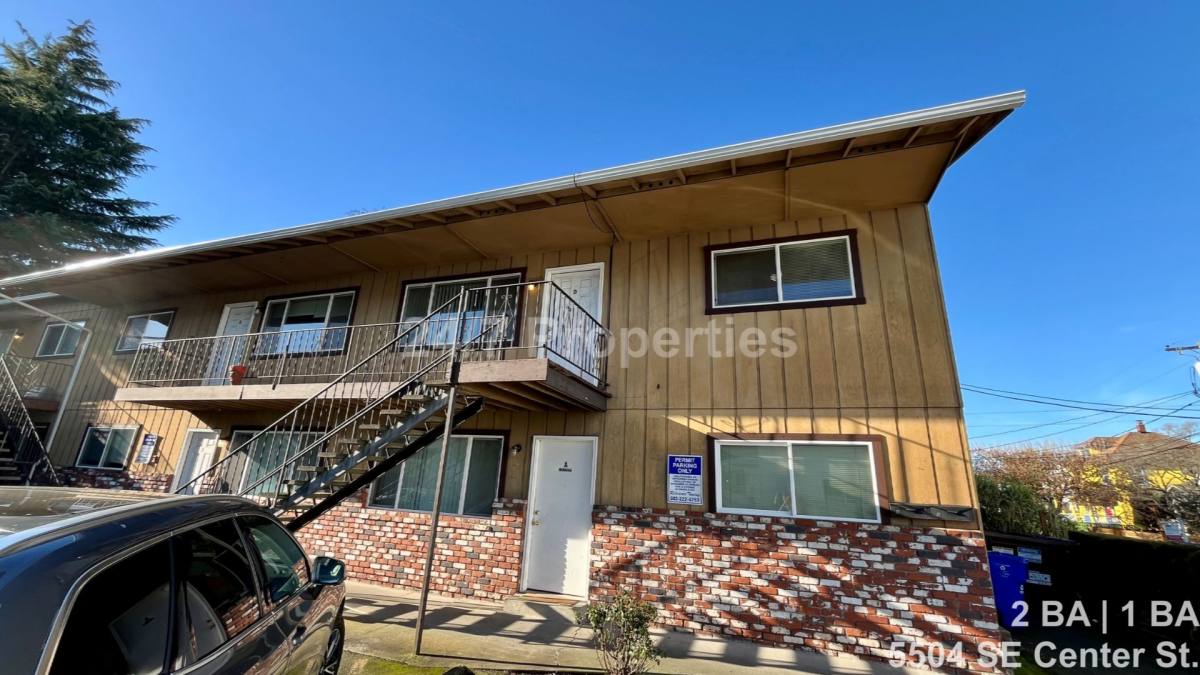 Apartment for rent at 5504 SE Center St, Portland, OR 97206