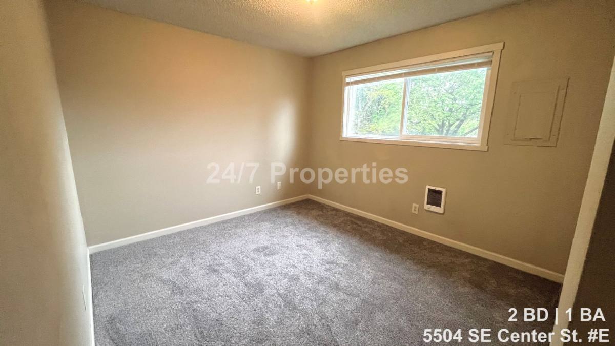 Apartment for rent at 5504 SE Center St, Portland, OR 97206