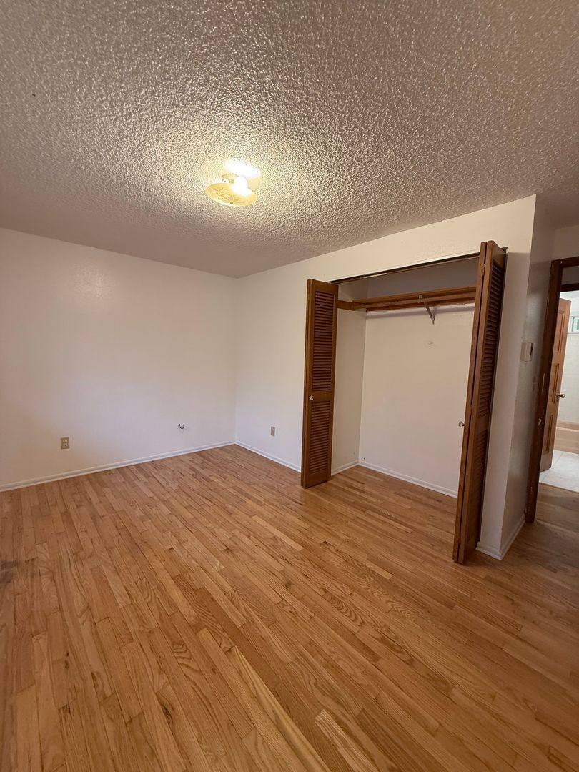 House for rent at 6515 SE Aspen St, Portland, OR 97222