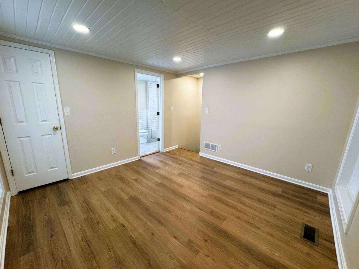 Apartment for rent at 1236 Cherokee Rd, Louisville, KY 40204