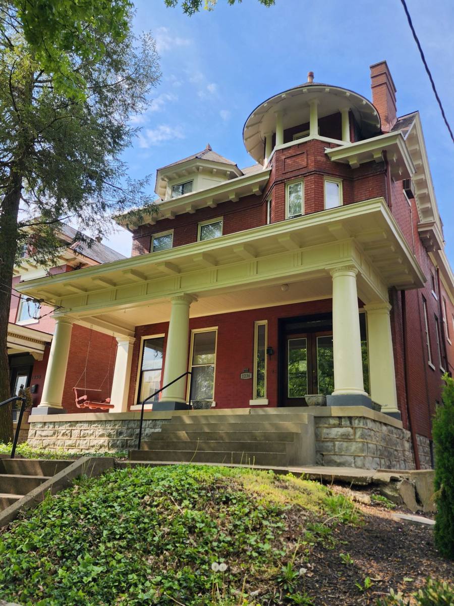 Apartment for rent at 1236 Cherokee Rd, Louisville, KY 40204