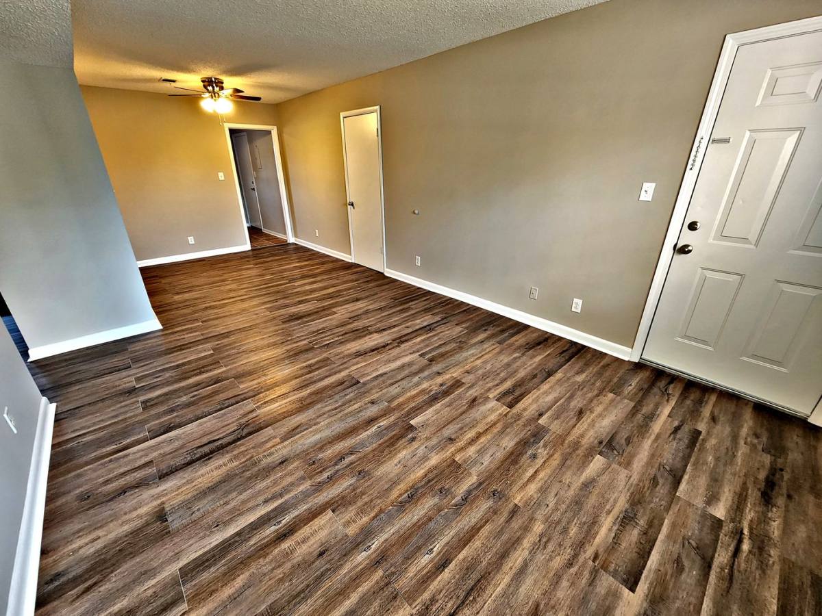 Apartment for rent at 1057 N Main St, Arab, AL 35016