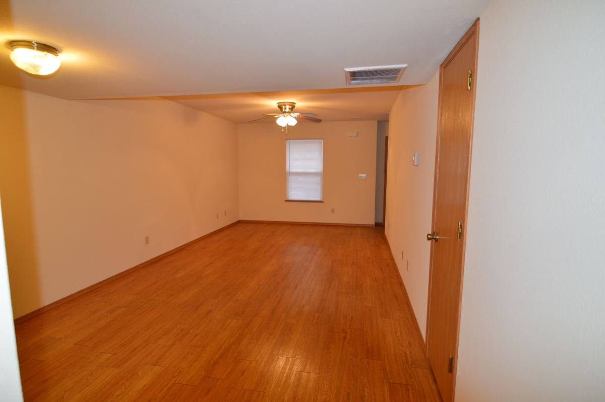 Apartment for rent at 20309 Skyview Dr, Waynesville, MO 65583