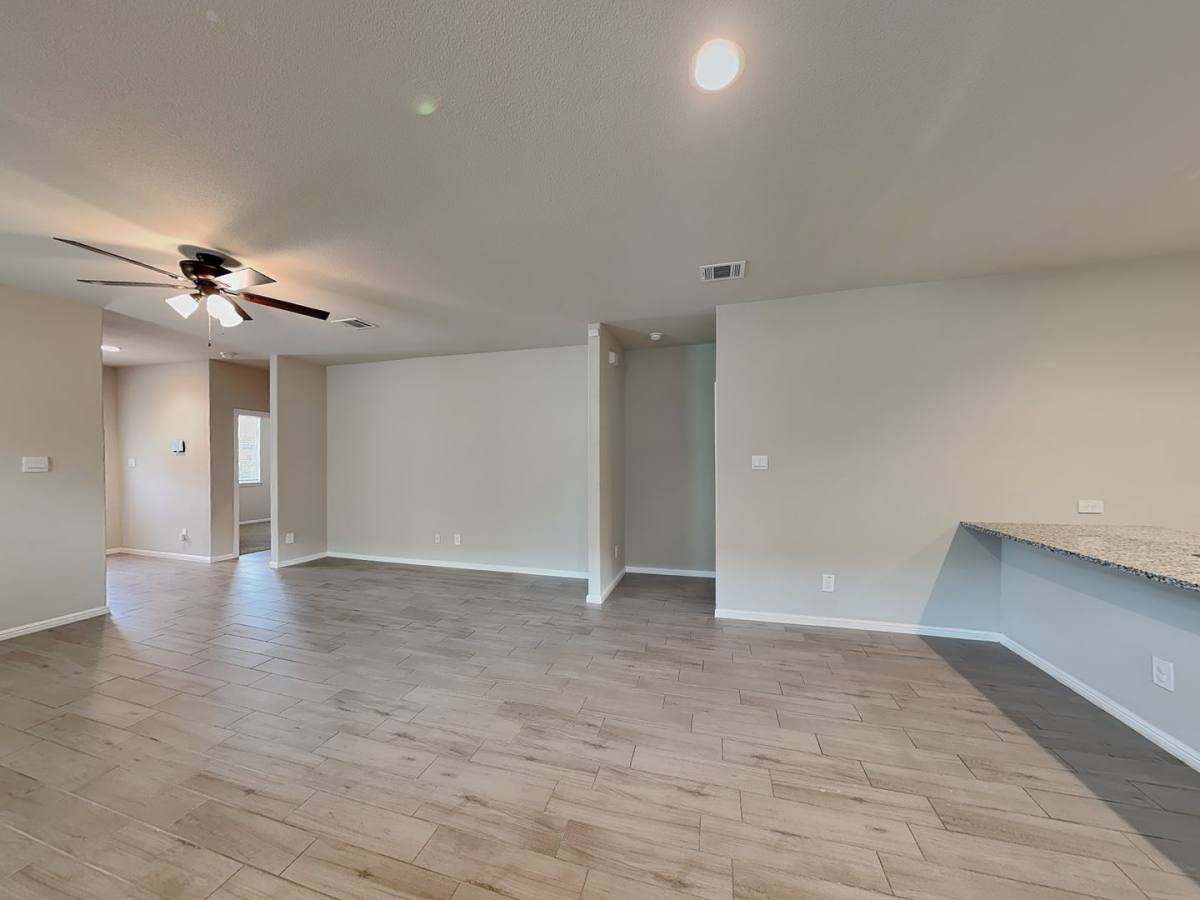 House for rent at 6721 Lake Overlook Dr, Fort Worth, TX 76135