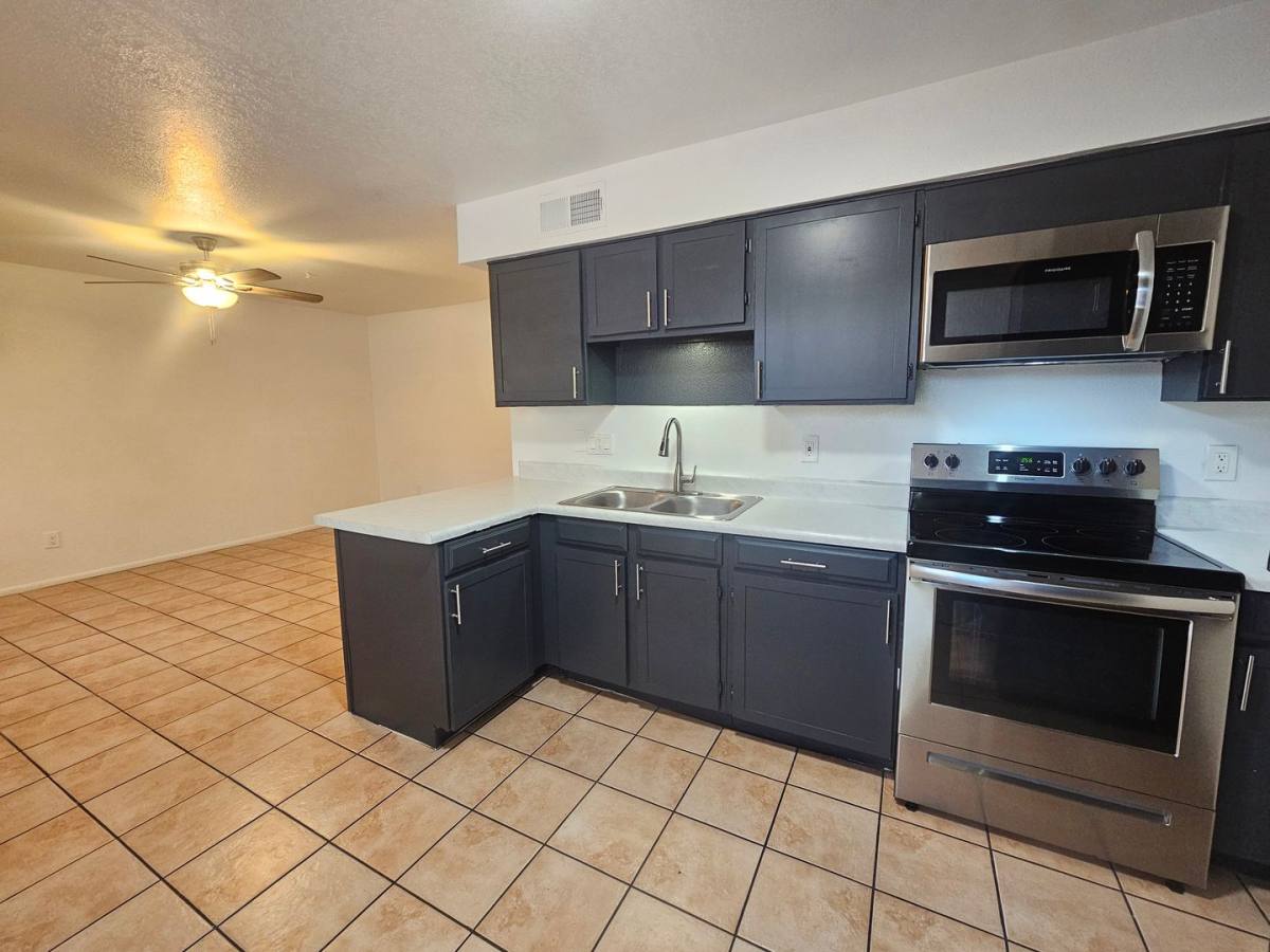 Apartment for rent at 643-675 E Brown Rd, Mesa, AZ 85203