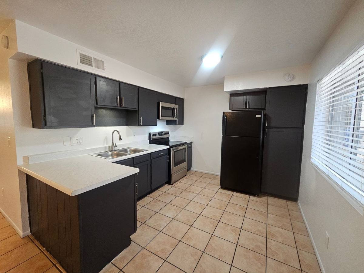 Apartment for rent at 643-675 E Brown Rd, Mesa, AZ 85203