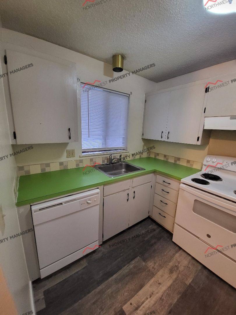 Apartment for rent at 197 3rd St E, Onalaska, WA 98570