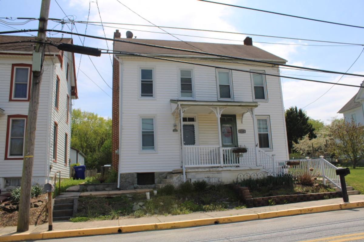 House for rent at 122 Church St, Seven Valleys, PA 17360