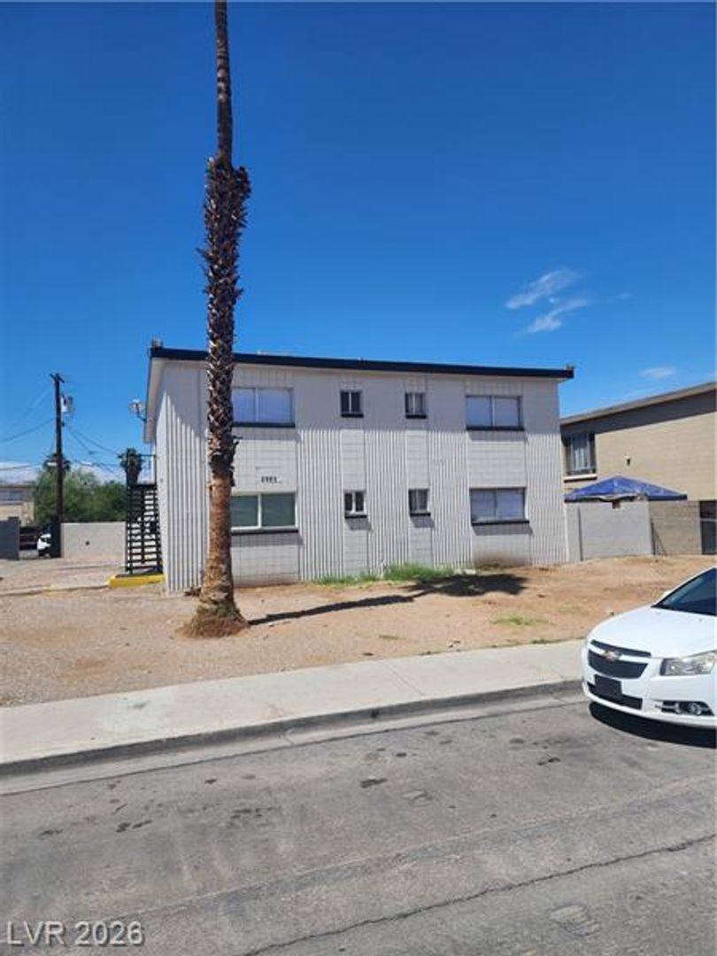 Apartment for rent at 2905 Elm Ave, Las Vegas, NV 89101