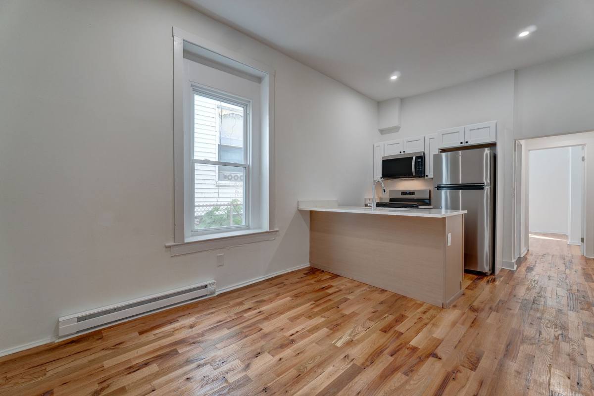 Apartment for rent at 522 Elm St, New Haven, CT 06511