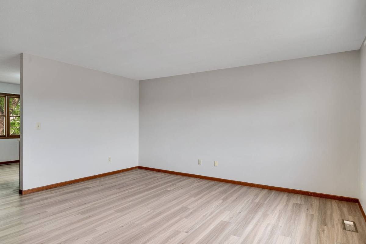 Apartment for rent at 1225-1233 Branding Iron Rd, West Salem, WI 54669