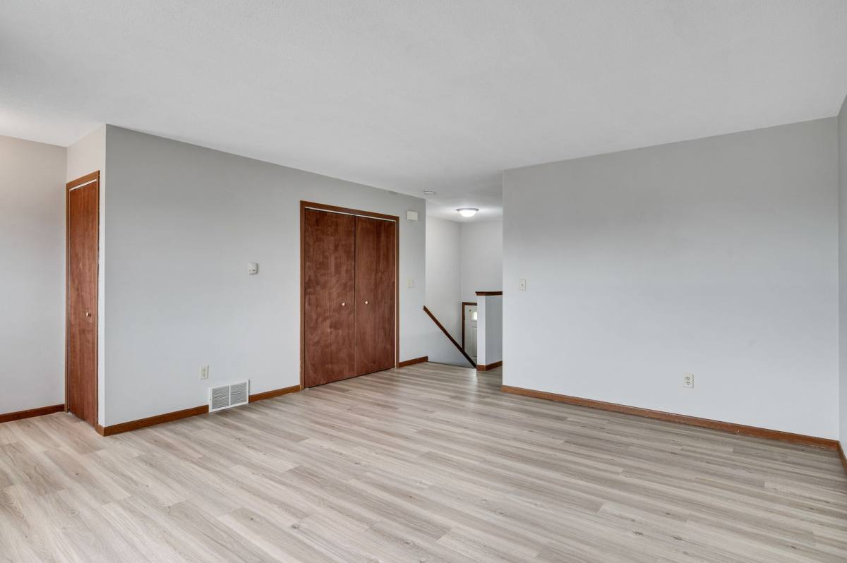 Apartment for rent at 1225-1233 Branding Iron Rd, West Salem, WI 54669
