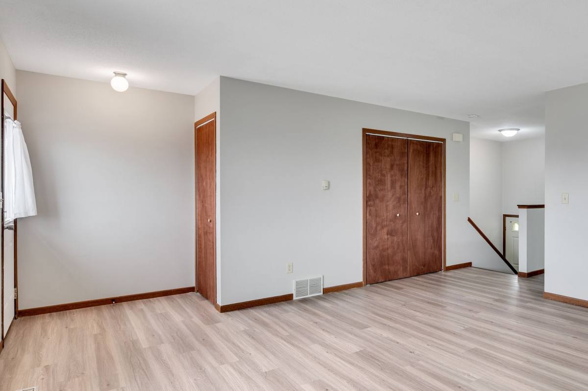 Apartment for rent at 1225-1233 Branding Iron Rd, West Salem, WI 54669