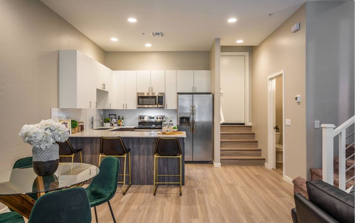 Townhouse for rent at 2335 E Utopia Rd #16, Phoenix, AZ 85024