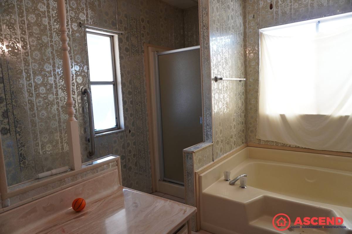 Apartment for rent at 3605 Biltmore Ave, Bakersfield, CA 93313