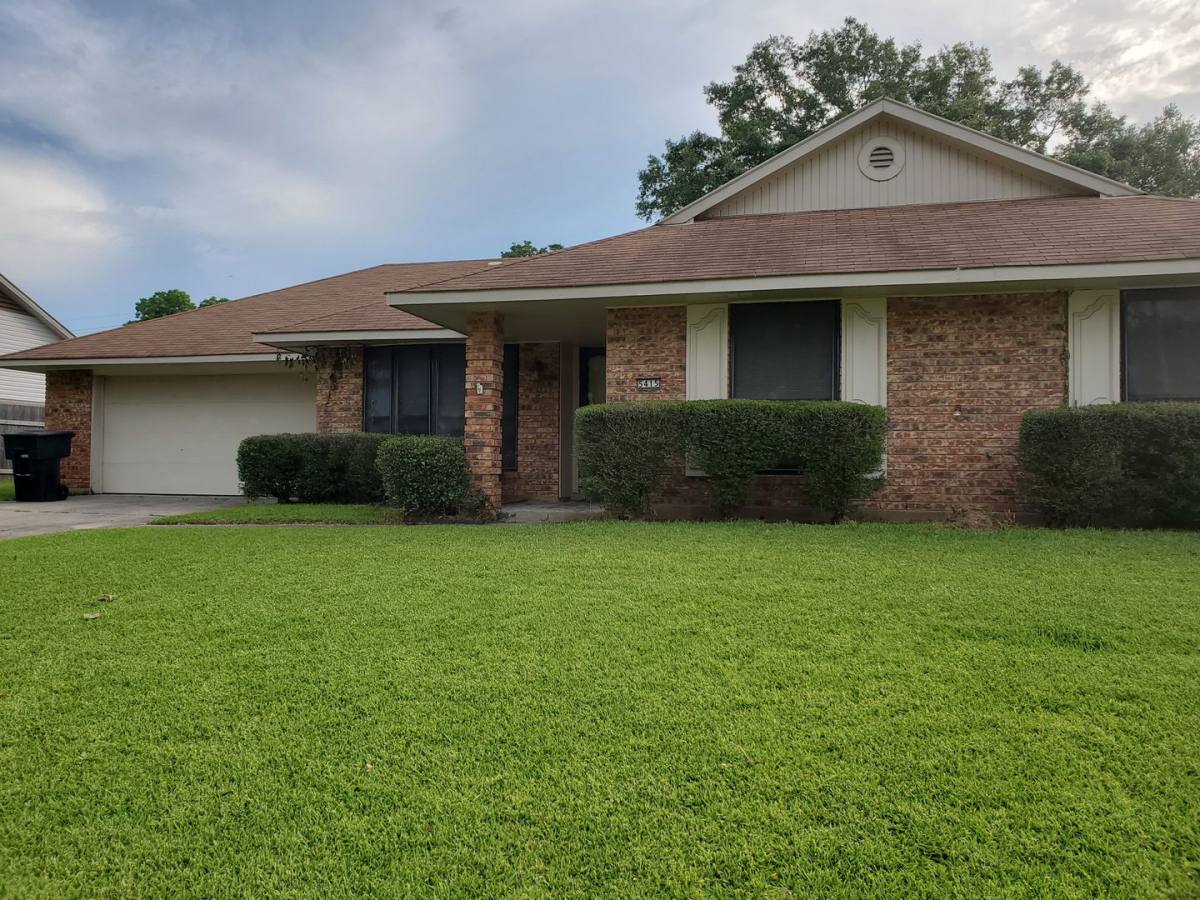 House for rent at 5415 Bayou Dr, Bossier City, LA 71112