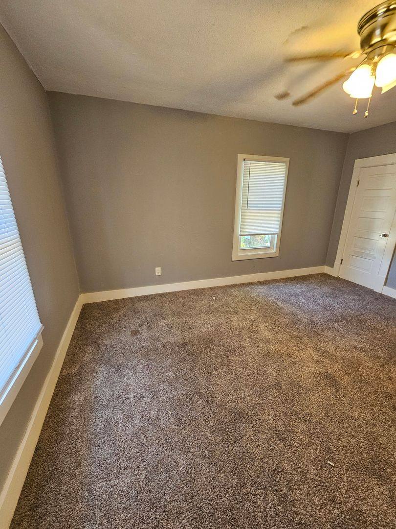 614 51st St, Moline, IL 61265 - House for Rent - Image 6