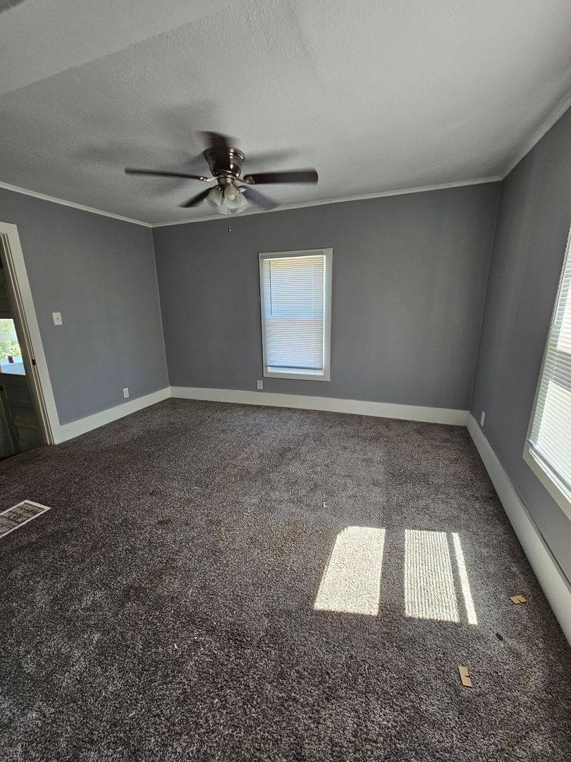614 51st St, Moline, IL 61265 - House for Rent - Image 3