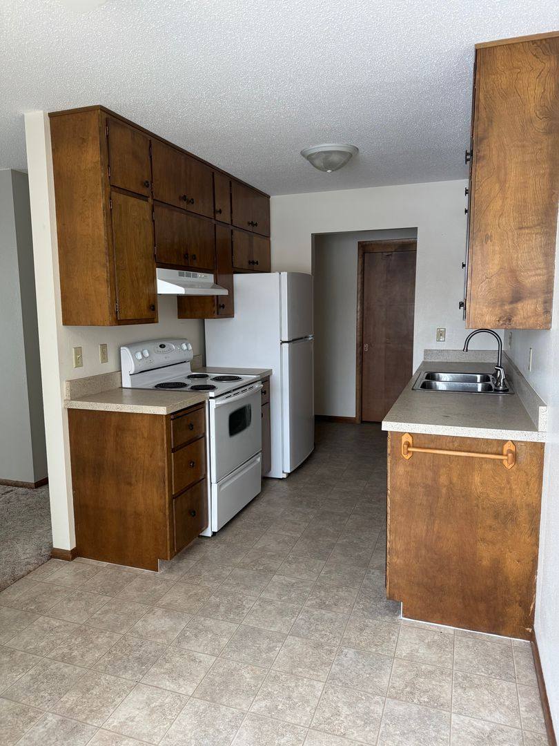 Apartment for rent at 426 Shirley St, Bismarck, ND 58504