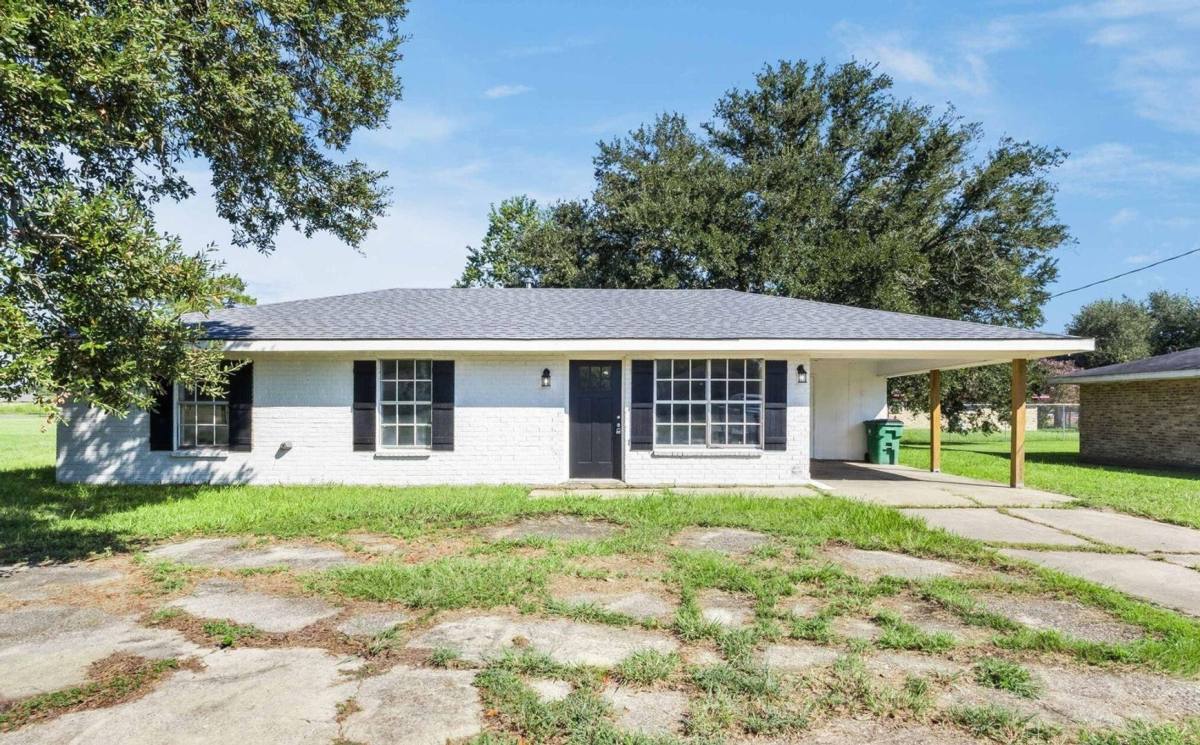 House for rent at 1842 Grace Pete St, Crowley, LA 70526