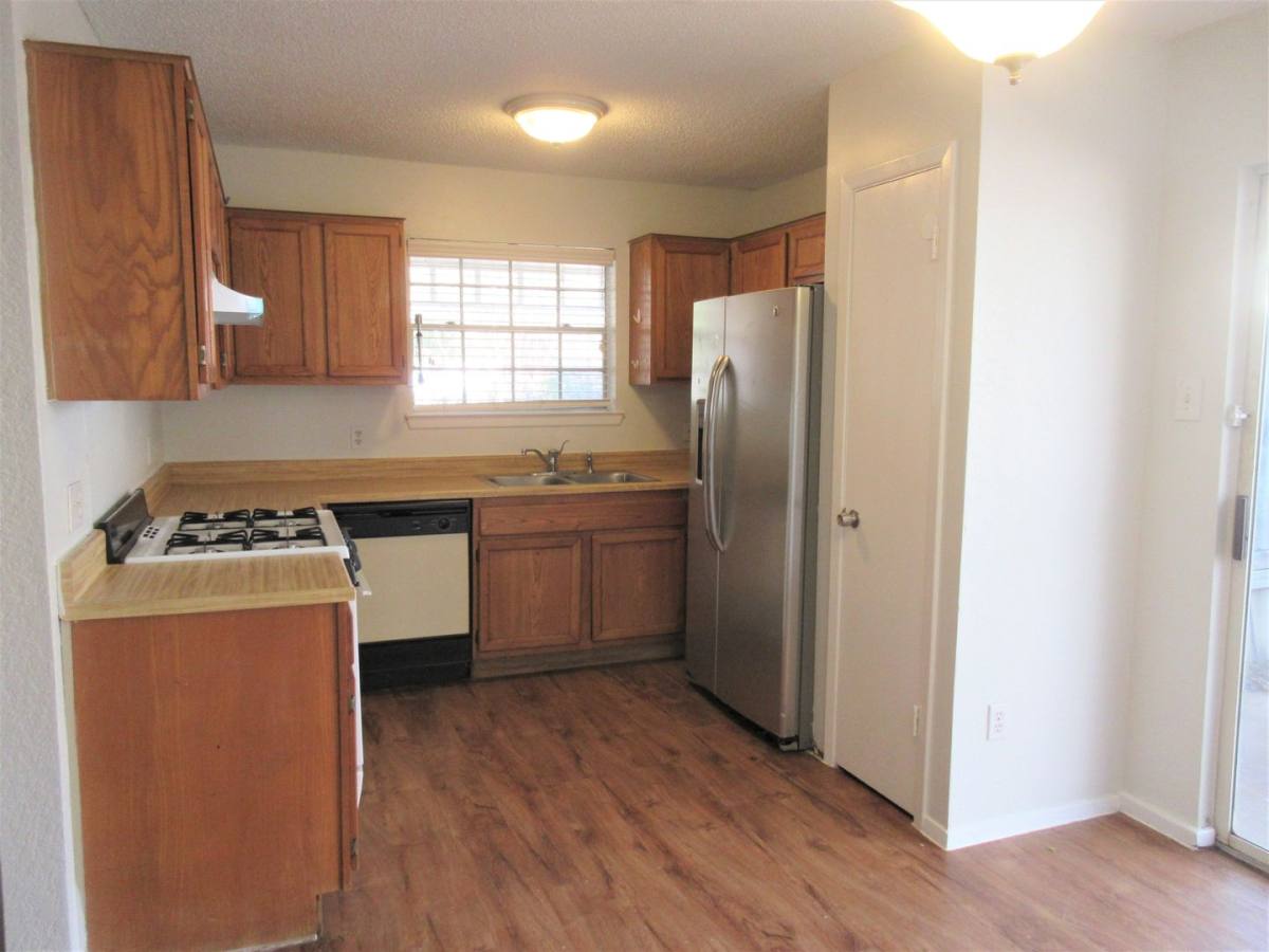 Apartment for rent at 12321 Patron Dr, Austin, TX 78758