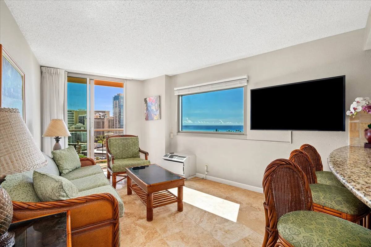 Condo for rent at 2045 Kalakaua Ave #1207, Honolulu, HI 96815