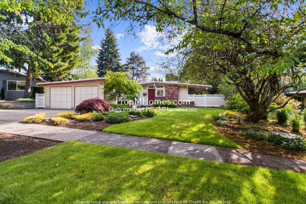 House for rent at 1885 SW Wellington Ave, Portland, OR 97225