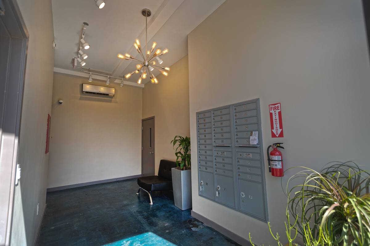 Apartment for rent at 631 Campbell Ave SW, Roanoke, VA 24016