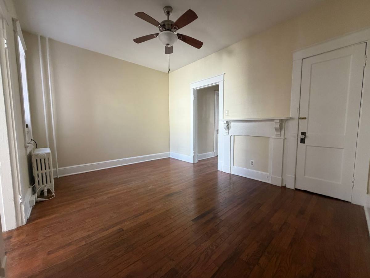 Townhouse for rent at 1003 Bank St, Hopewell, VA 23860